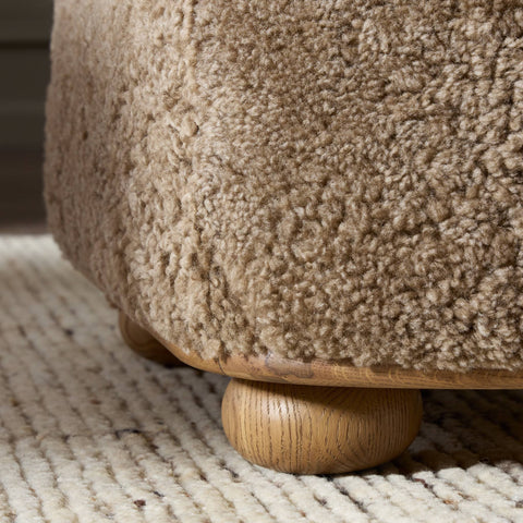 Bilsbury Ottoman