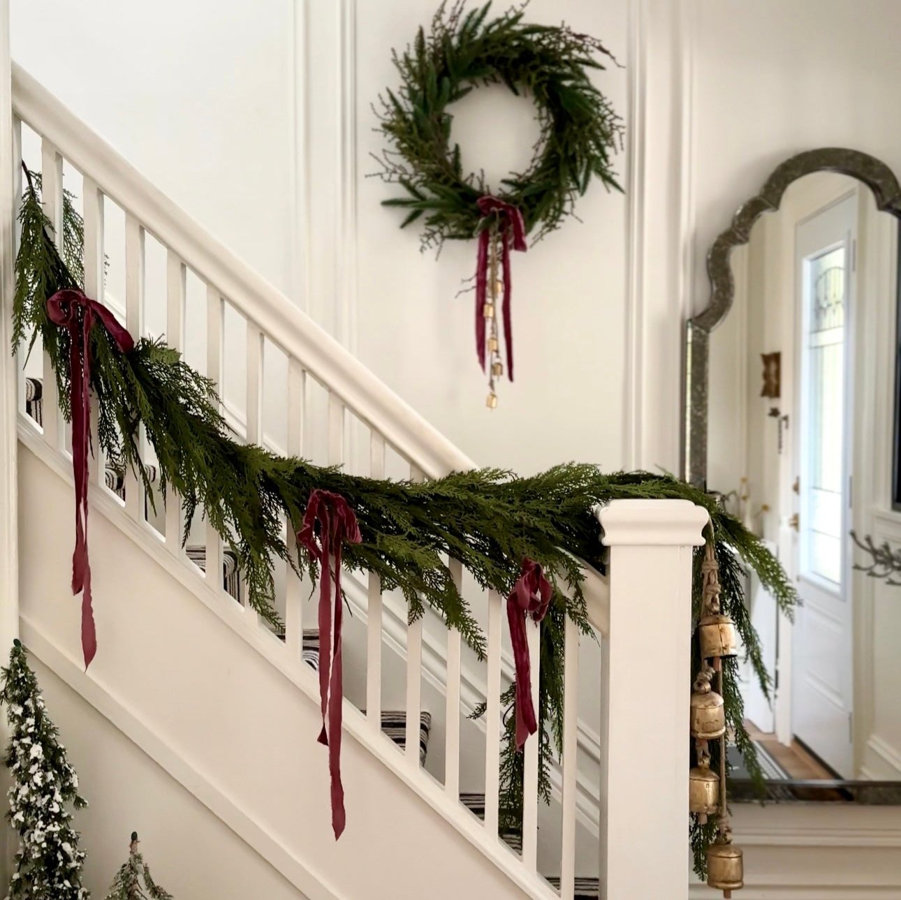 Wispy 6' Cedar Garland