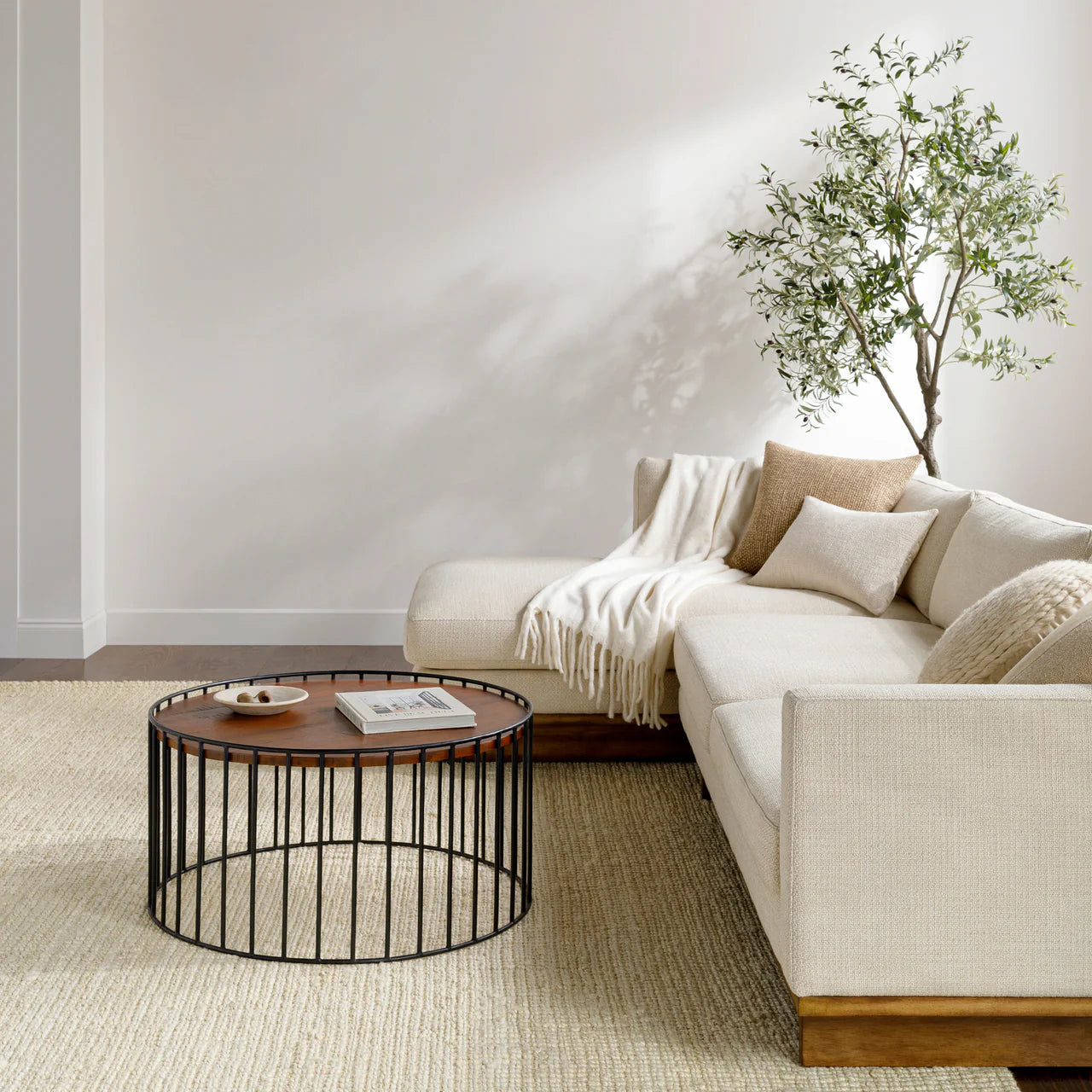 Calla Rug II x Becki Owens