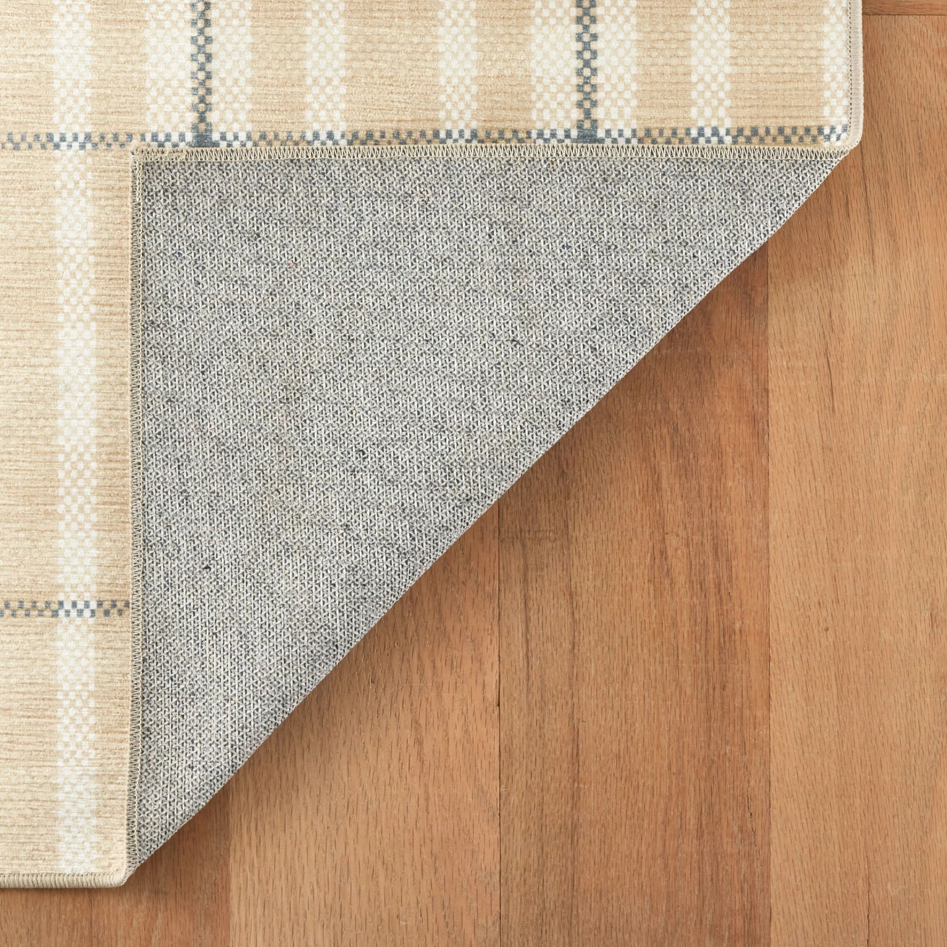 Hallie Plaid Khaki Machine Washable Rug - DA2254 - 4' Round