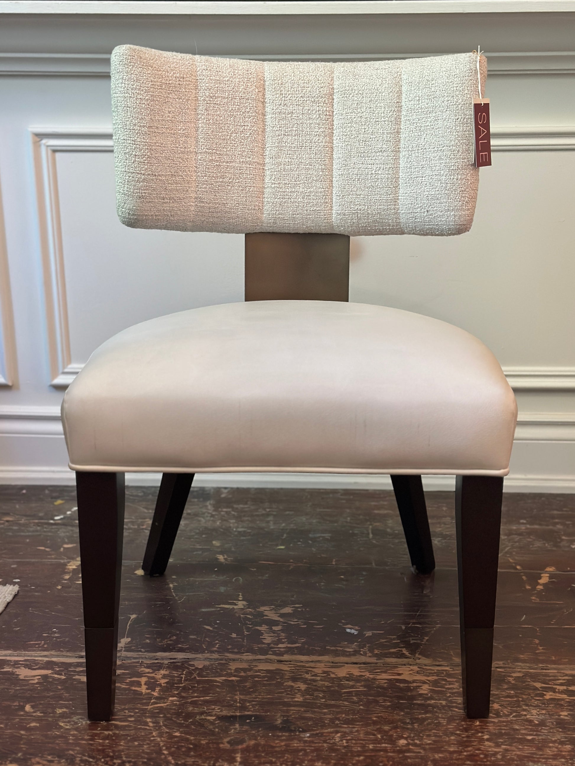 Loleta Chair - Floor Model