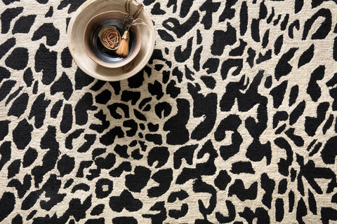 Masai Black / Ivory 9'-3" x 13' Area Rug - MAS-02 - 9'-3" x 13'
