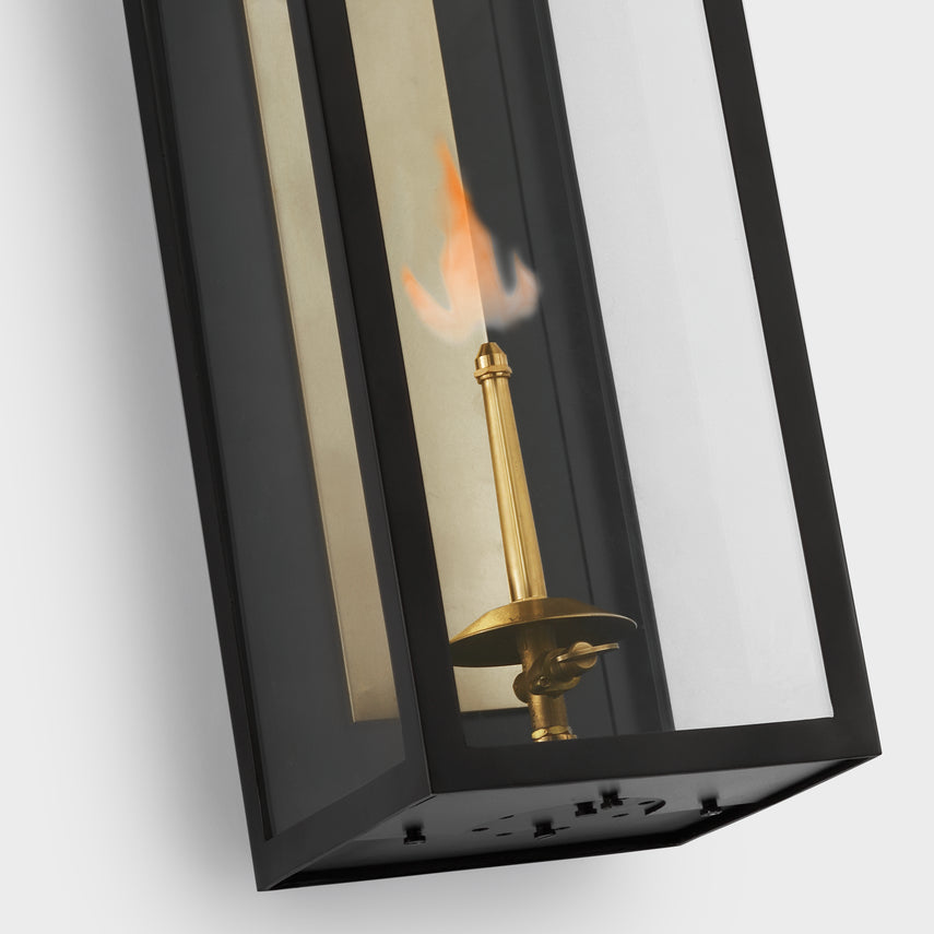 Fresno Gas Lantern Exterior