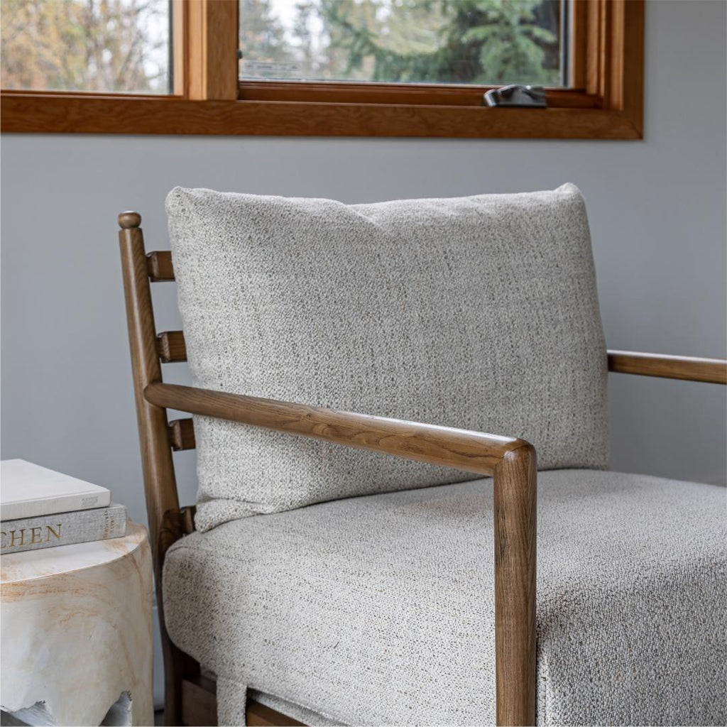 Dottie Chair