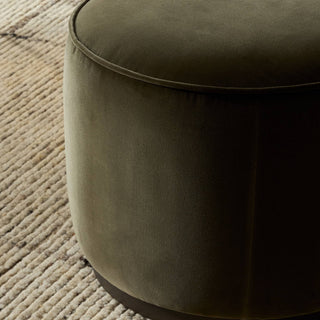 Olivia Ottoman