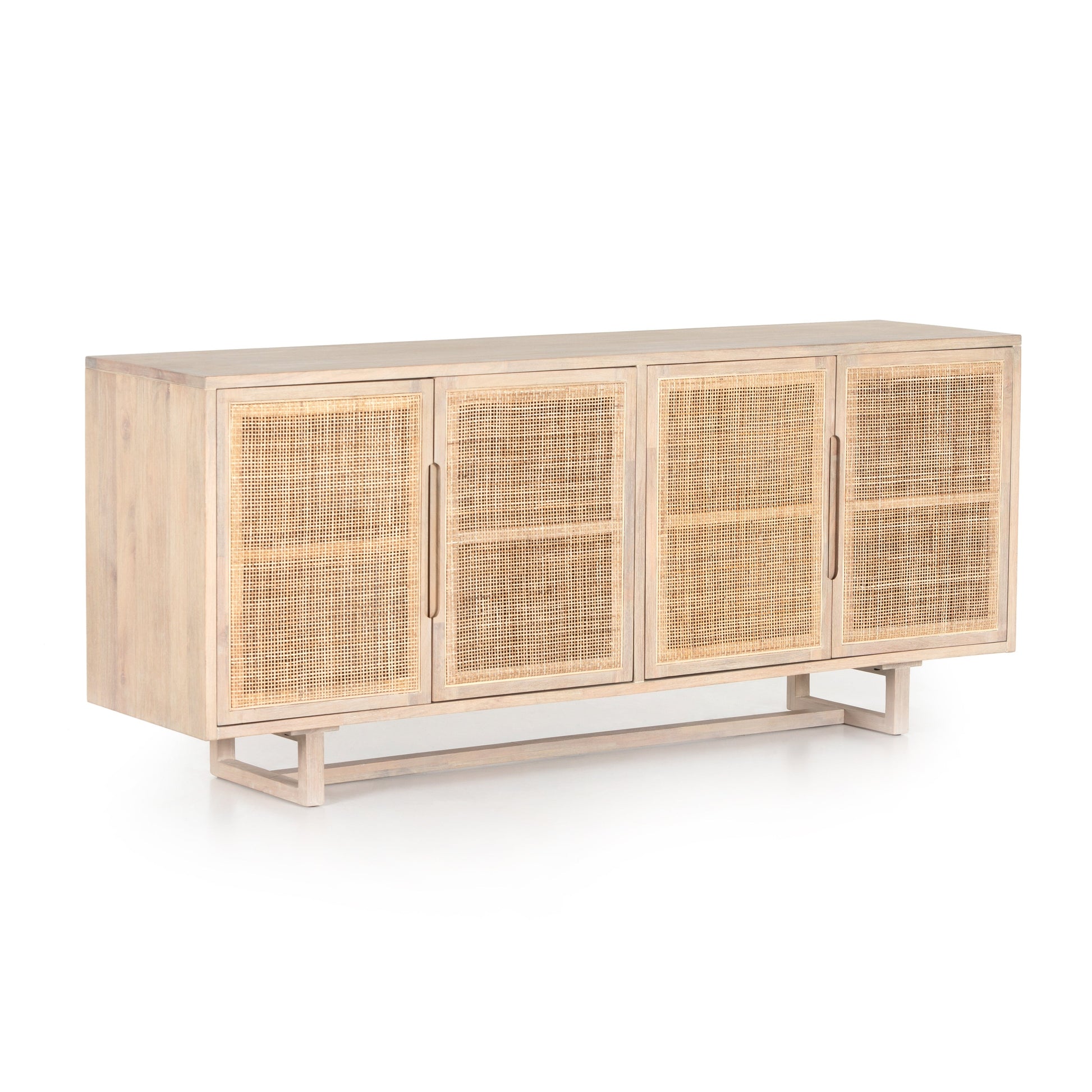 INTERIORDESIGN_GUELPH_TORONTO_GTA_OAKVILLE_LIVING_ROOM_SIDEBOARD_BUFFET