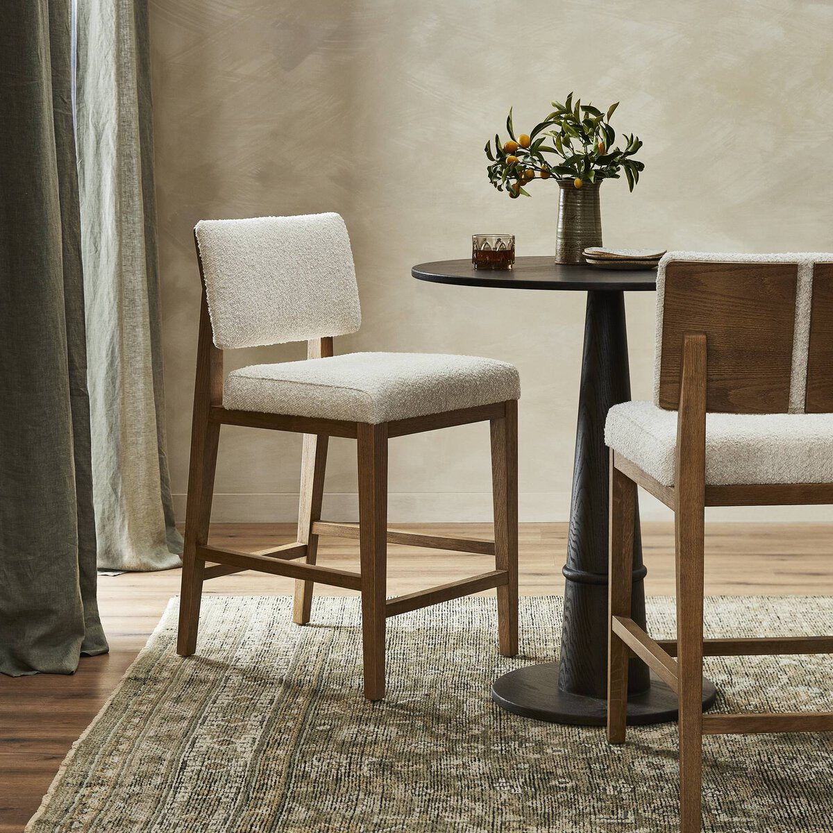 Calina Stool