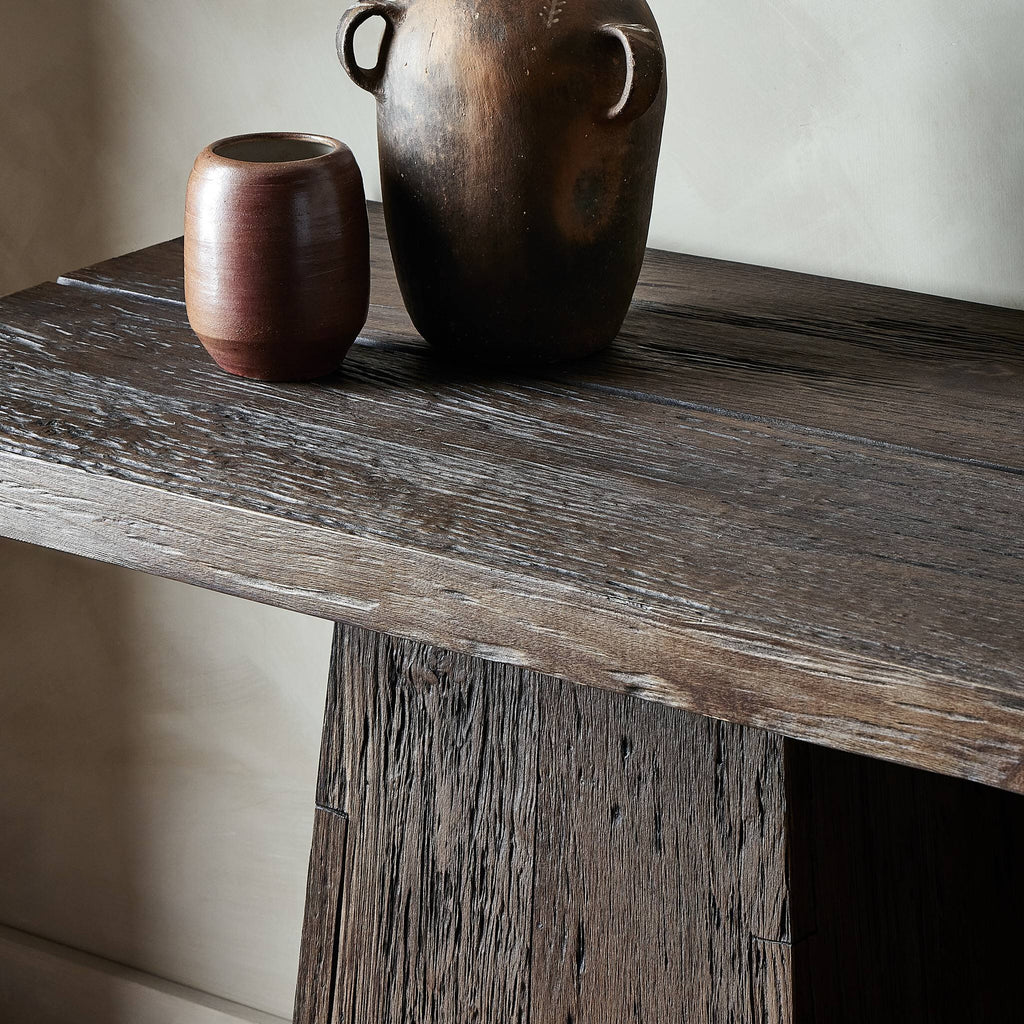Noella Console