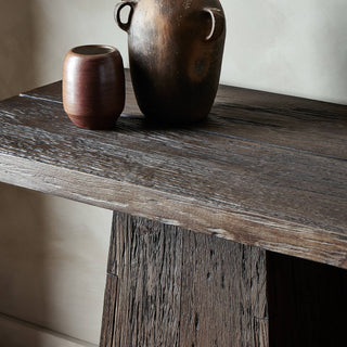 Noella Console