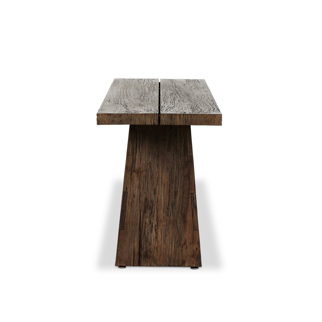 Noella Console