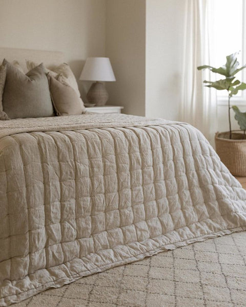 Lilly Linen Puff Ivory Coverlet