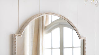 Alwyn Mirror