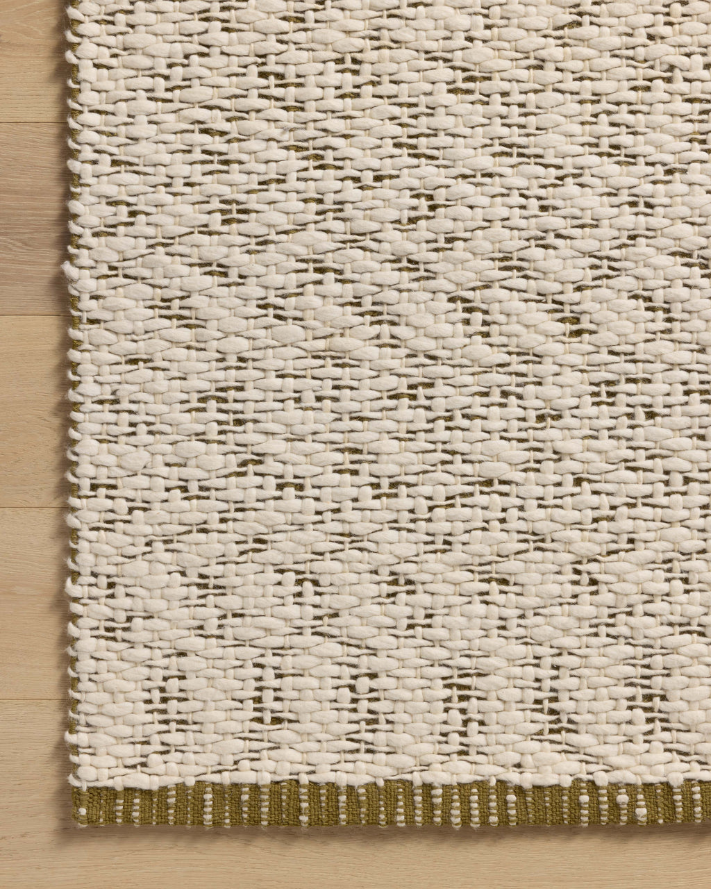 Magnolia Home by Joanna Gaines x Loloi Betty Ivory / Green 11'-6" x 15' Area Rug - BET-01 - 11'-6" x 15'