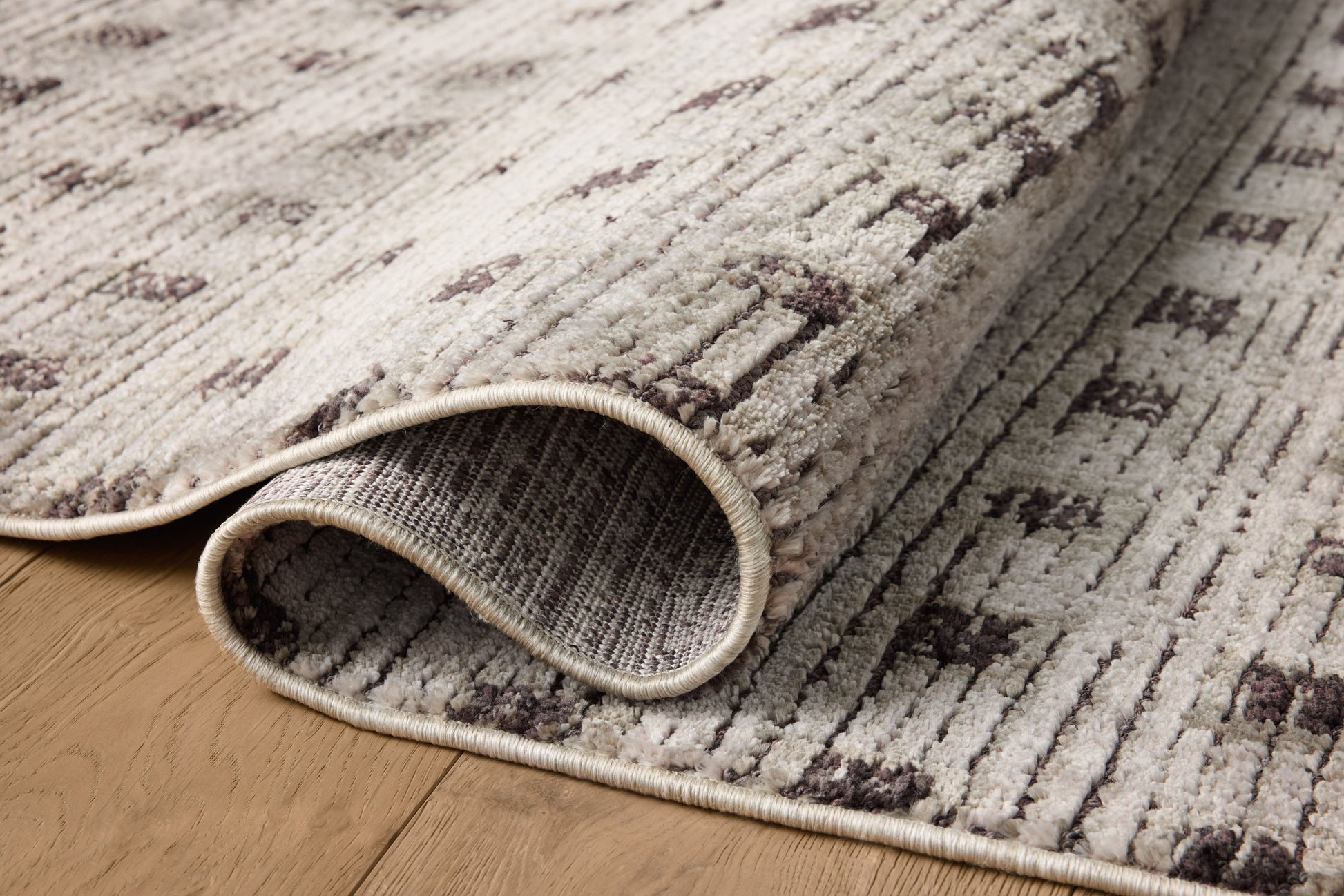Jeremiah Brent x Loloi Bleecker Silver / Charcoal 4'-0" x 6'-0" Accent Rug - BLE-06 - 4'-0" x 6'-0"