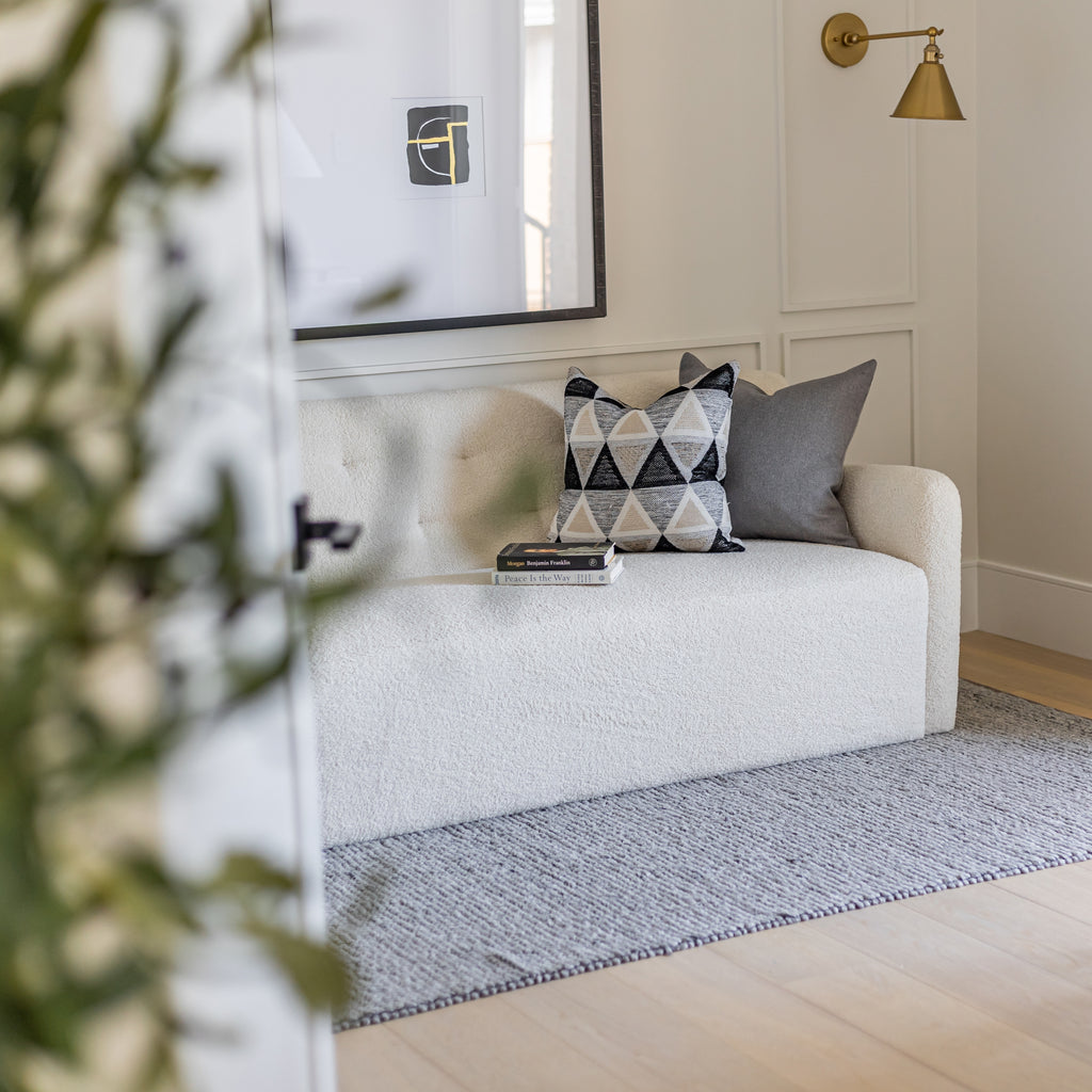 Redge Sofa