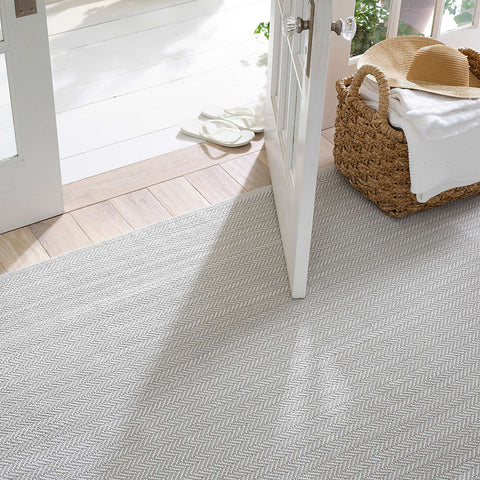 Herringbone, Pearl Indoor/Outdoor Rug