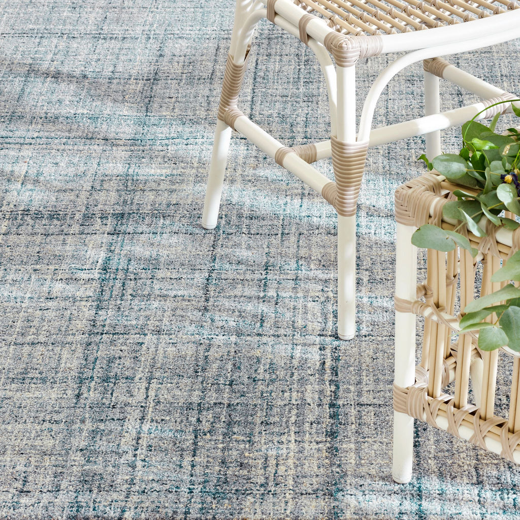 Harris Blue/Ivory Hand Micro Hooked Wool Rug - DA1183 - 10x14