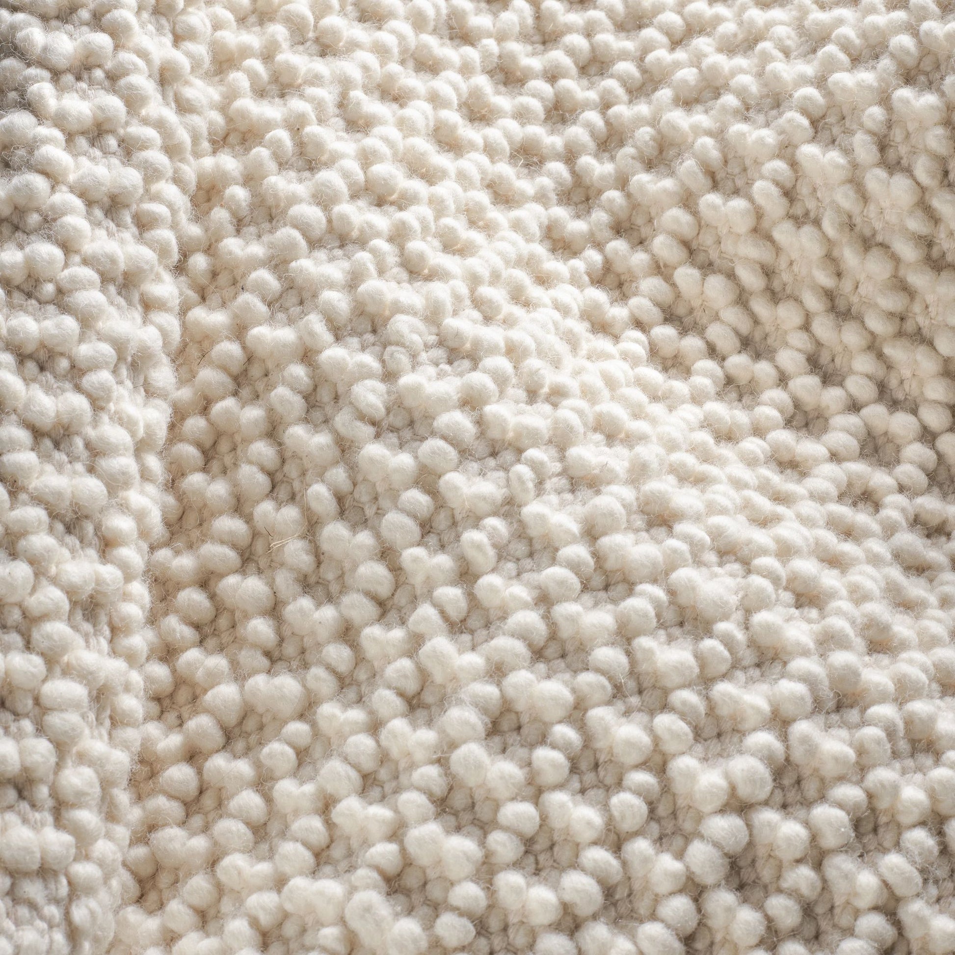 Hooper Ivory Handwoven Wool Rug - DA1189 - 10x14