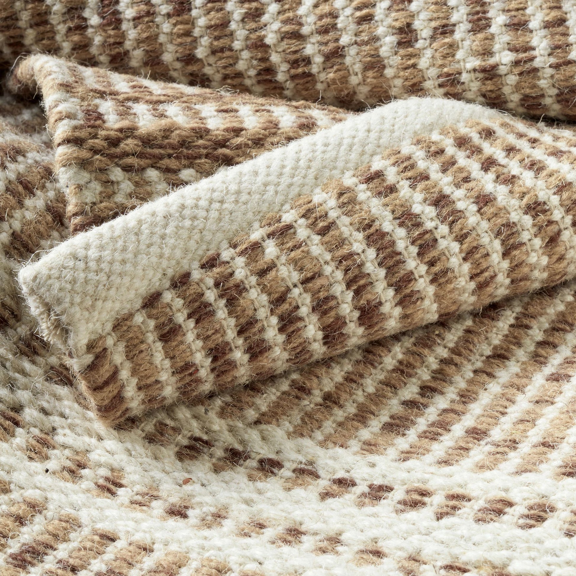 Malta Natural Handwoven Wool Rug - DA1697 - 10x14