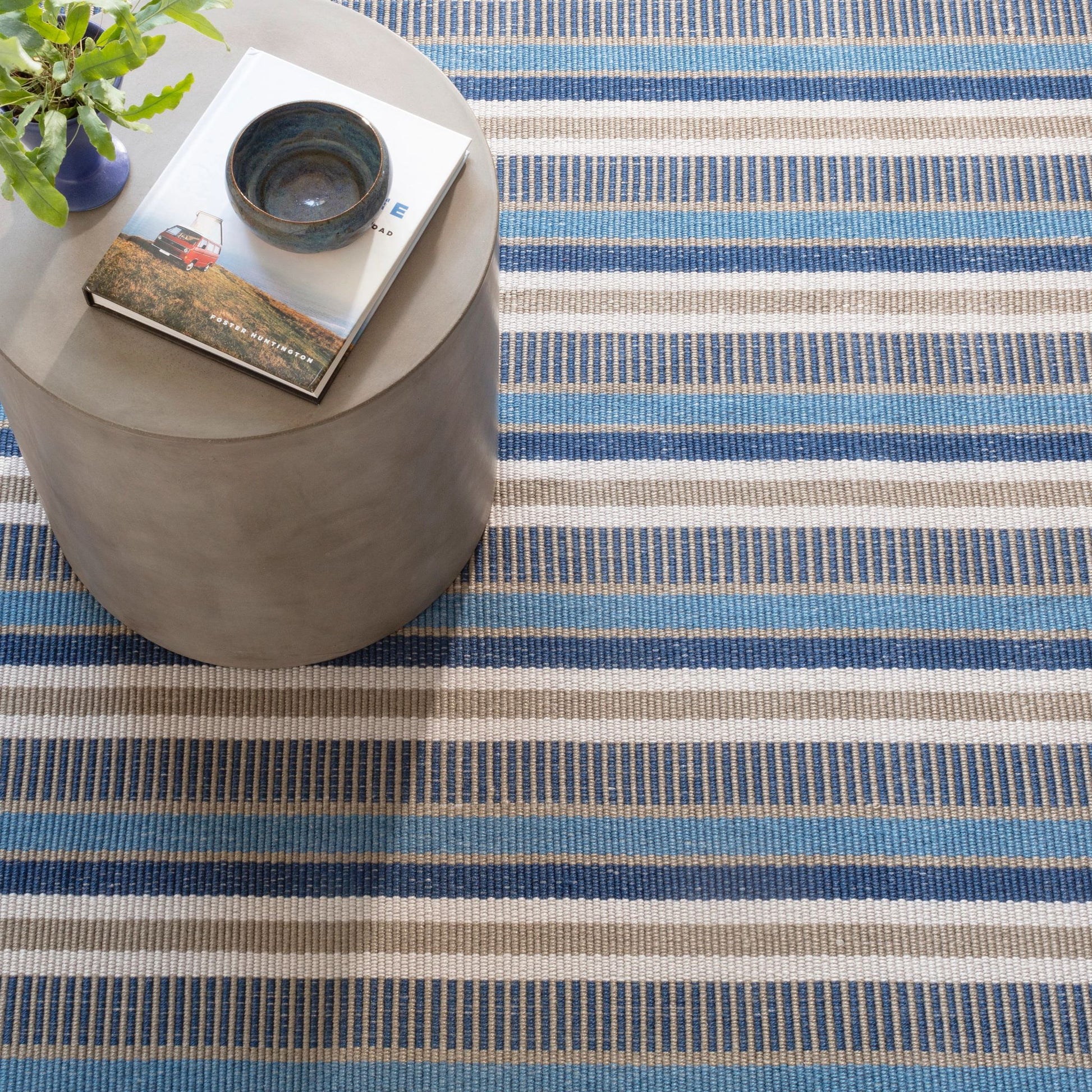 Always Greener Blue/Grey Handwoven Indoor/Outdoor Rug - DA1740 - 10x14