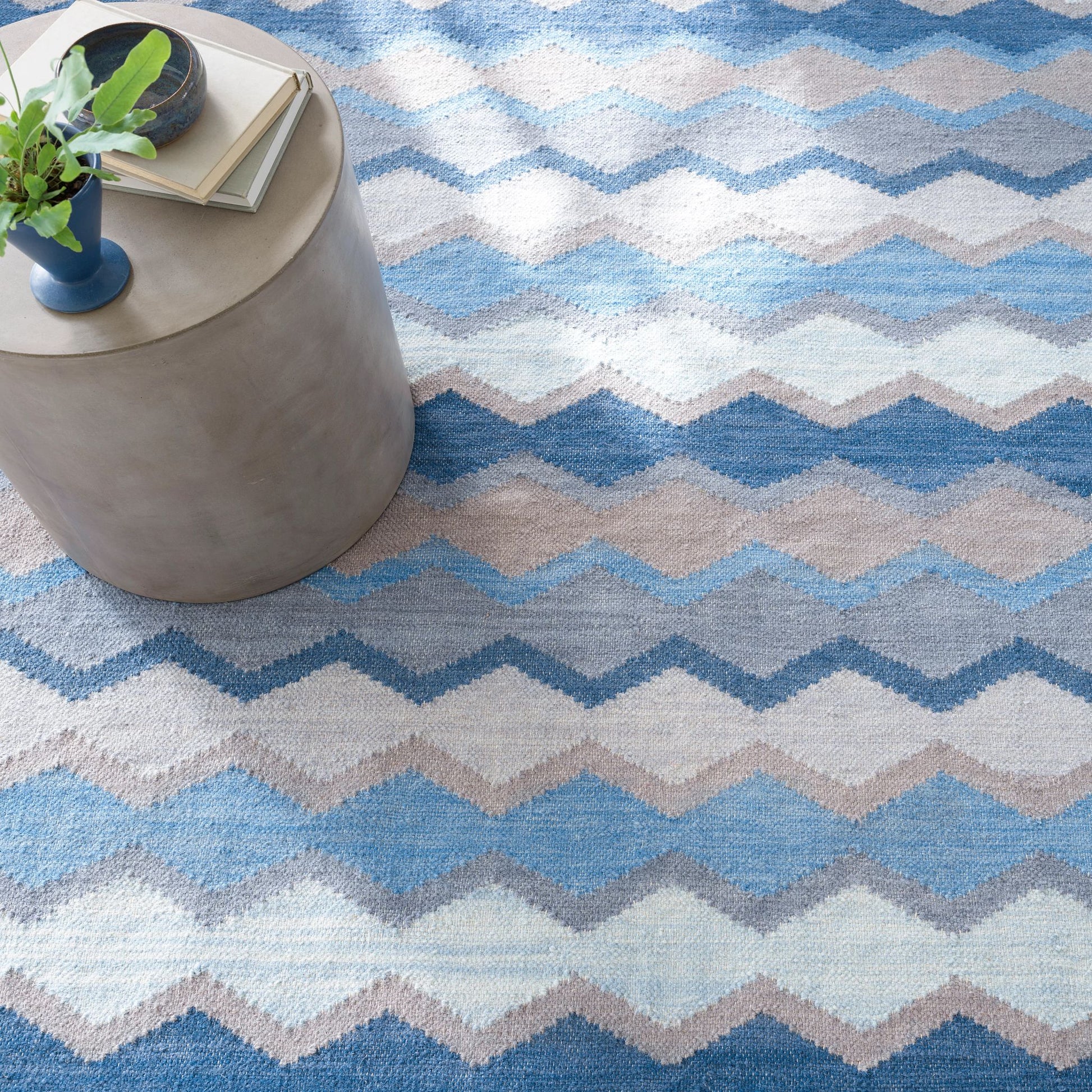 Safety Net Blue Handwoven Wool Rug - DA1775 - 10x14