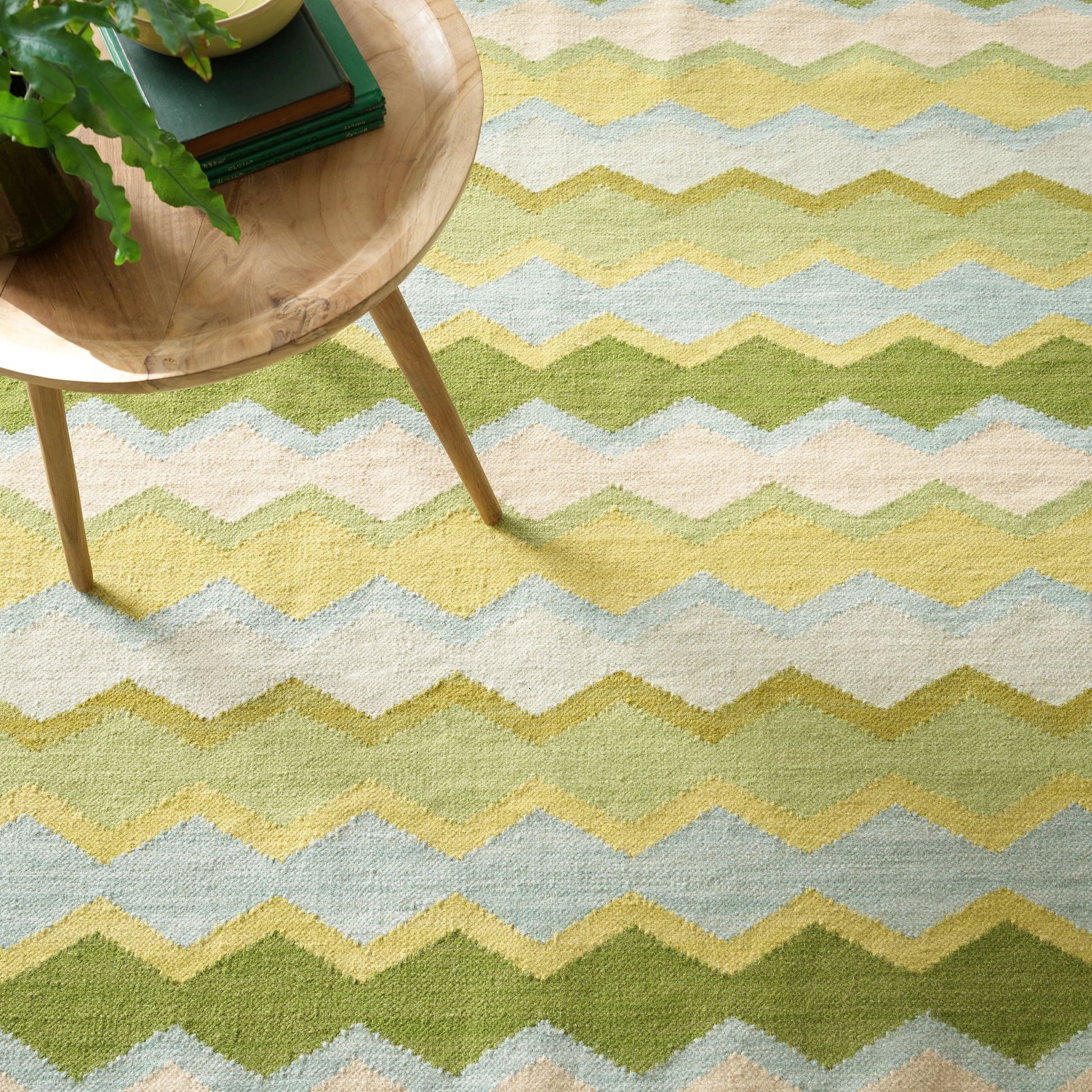 Safety Net Green Handwoven Wool Rug - DA1776 - 10x14