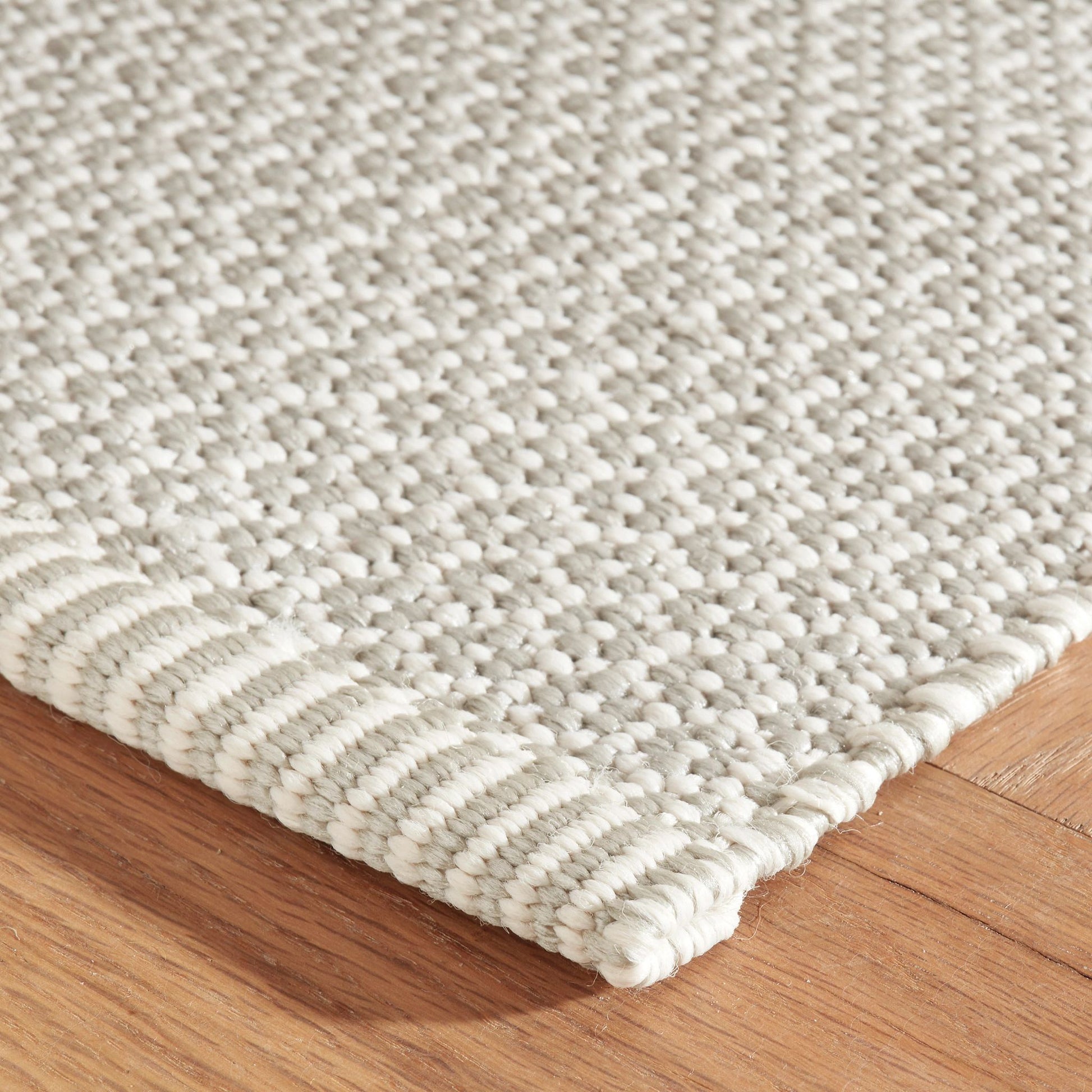 Finn Platinum Handwoven Indoor/Outdoor Rug - DA2144 - 10x14