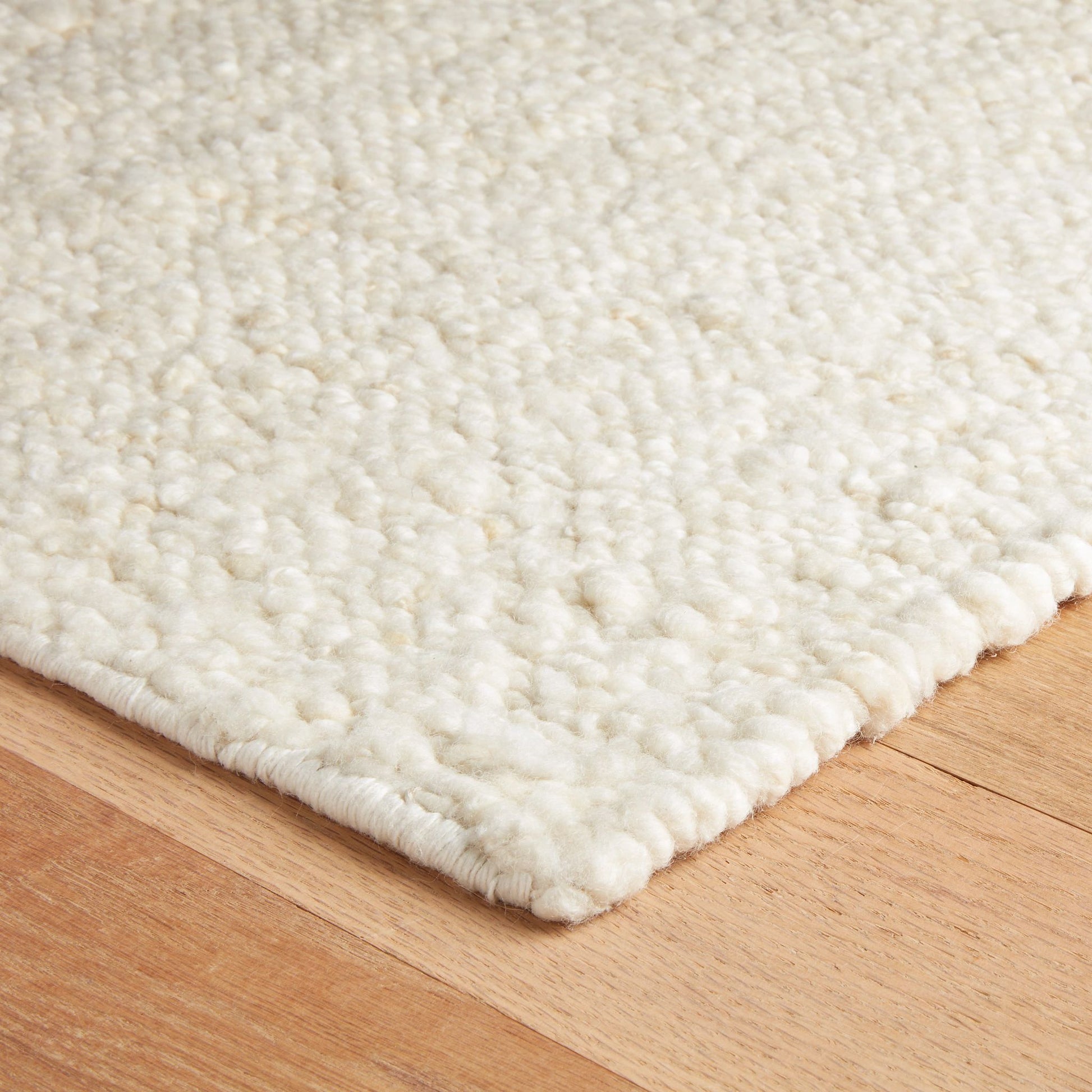Holmstead Ivory Handwoven Wool Rug - DA2209 - 10x14