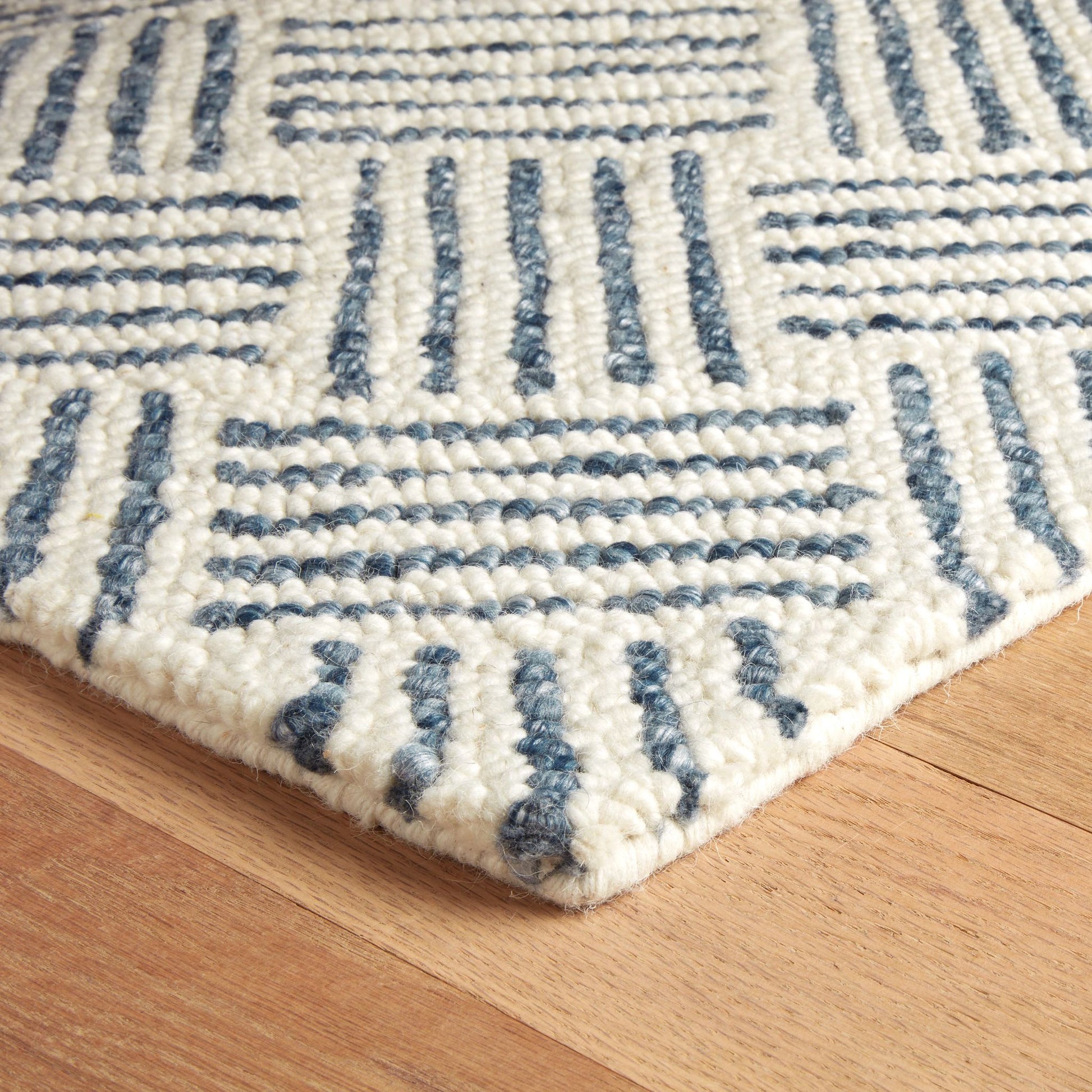 Layers Indigo Hand Hooked Wool Rug - DA2212 - 10x14