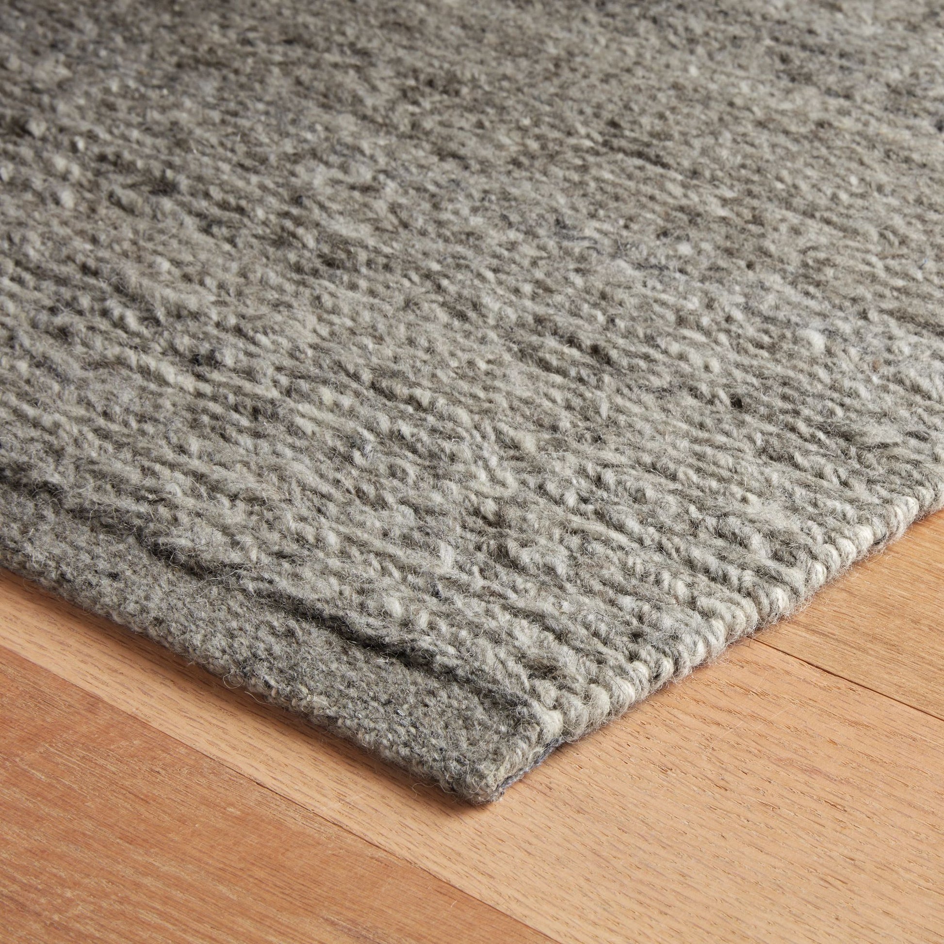 Solimar Natural Handwoven Wool Rug - DA2222 - 10x14
