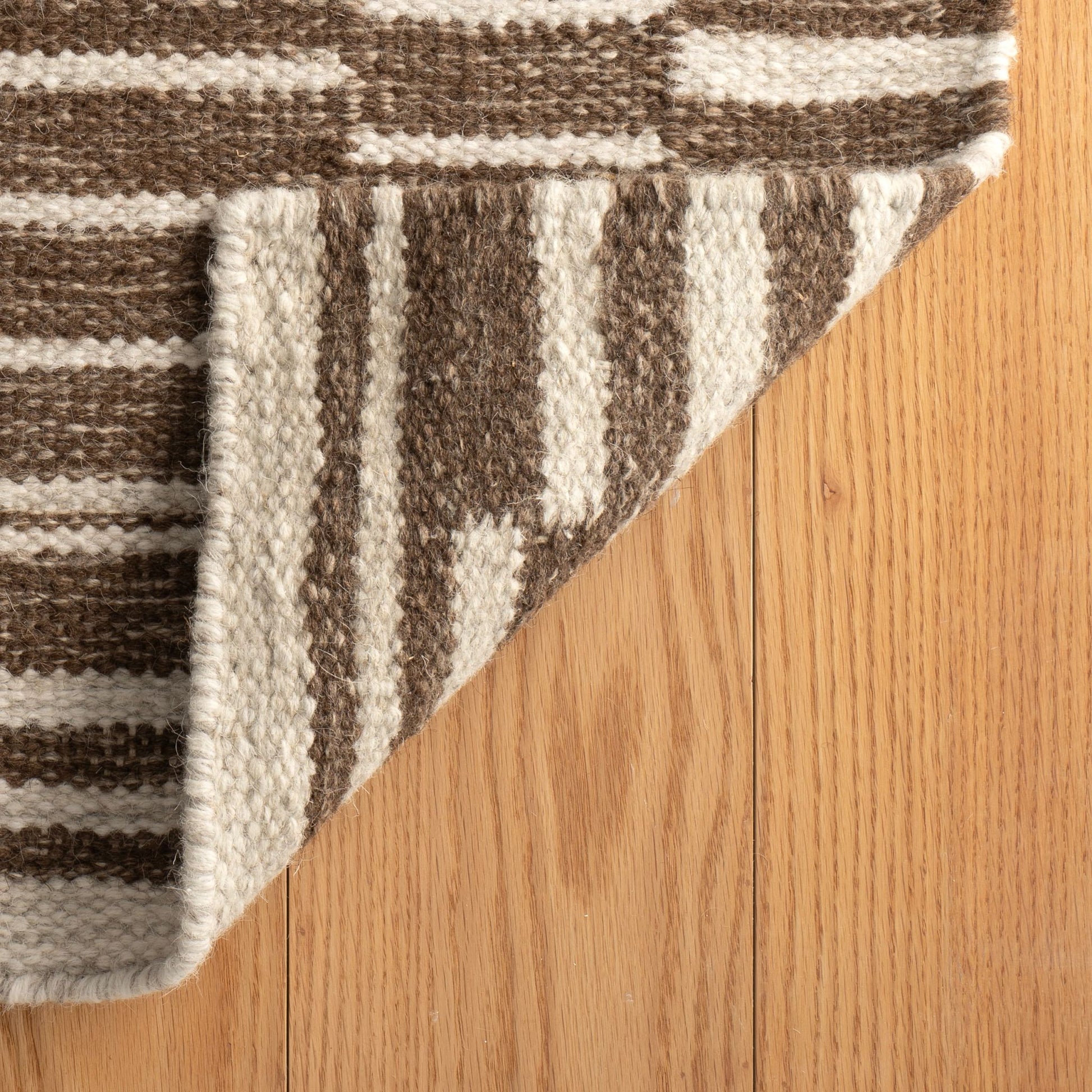 Heights Natural Handwoven Wool Rug - DA2259 - 10x14