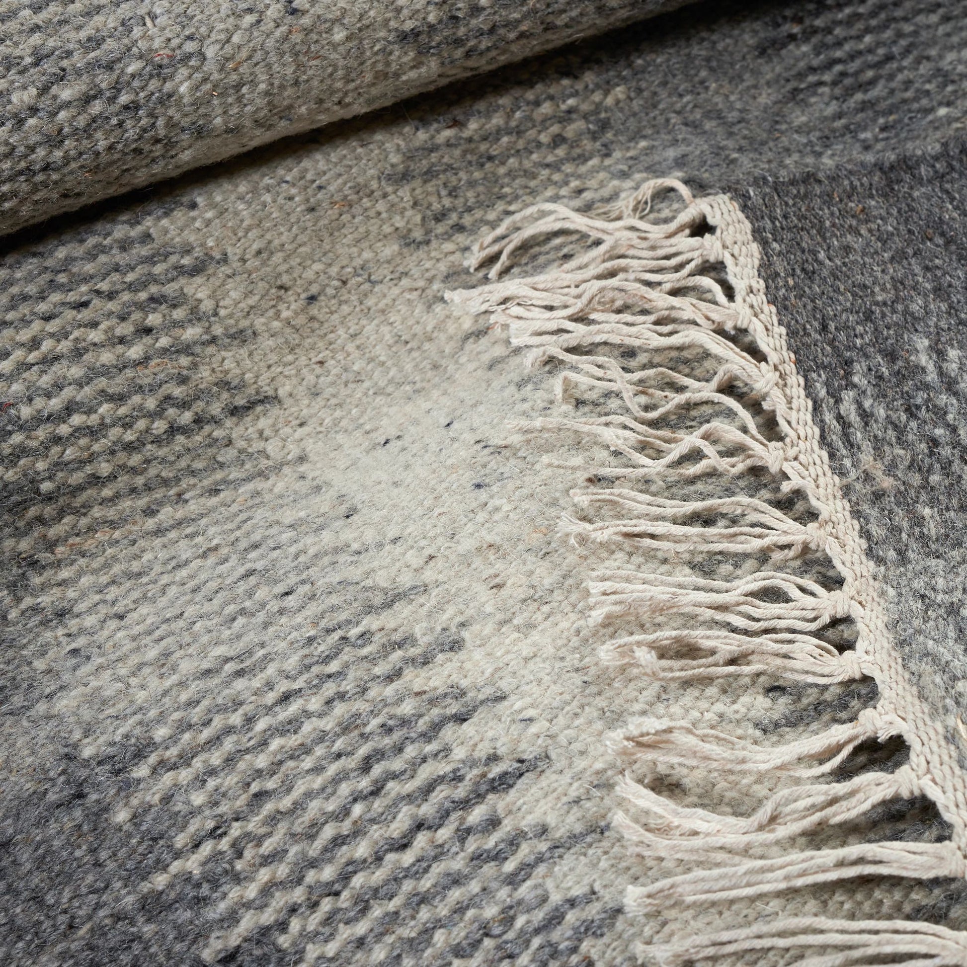 Ronan Ikat Grey Handwoven Wool Rug - DA2282 - 10x14