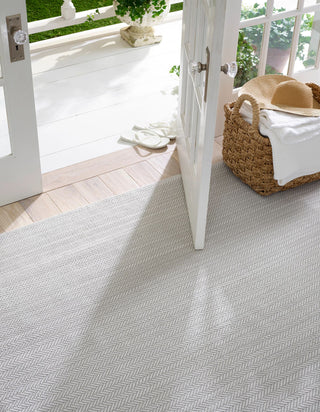 Herringbone Pearl Grey/White Handwoven Indoor/Outdoor Rug - DA287 - Runner-2.5x18