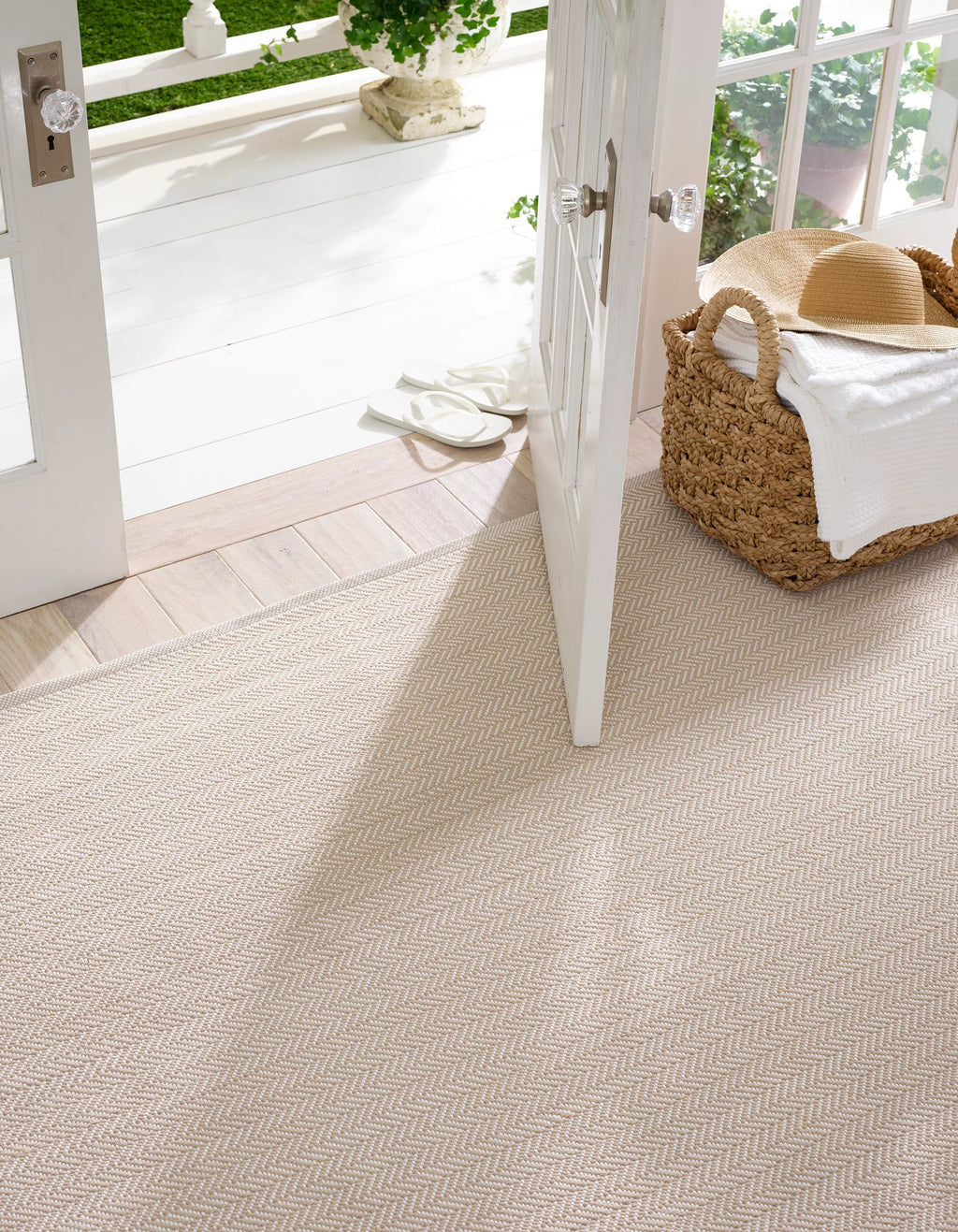 Herringbone Linen/White Handwoven Indoor/Outdoor Rug - DA291 - Runner-2.5x18