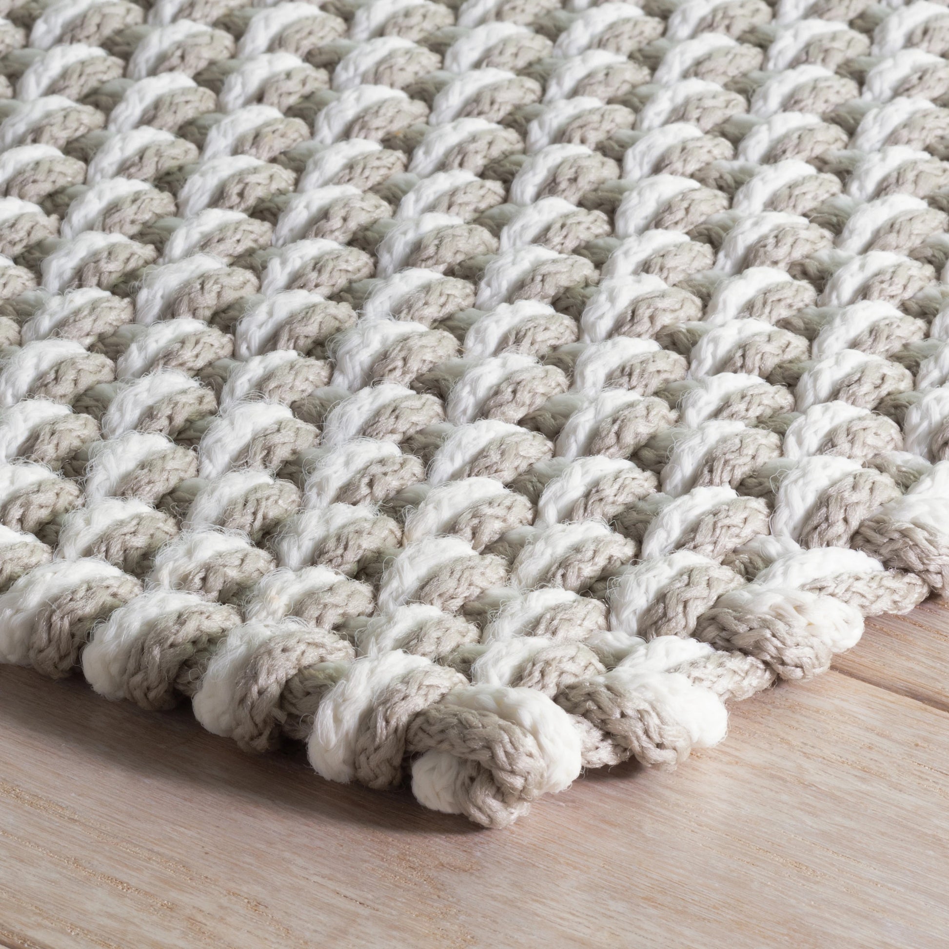 Two-Tone Rope Platinum/White Handwoven Indoor/Outdoor Rug - DA410 - Runner-2.5x18