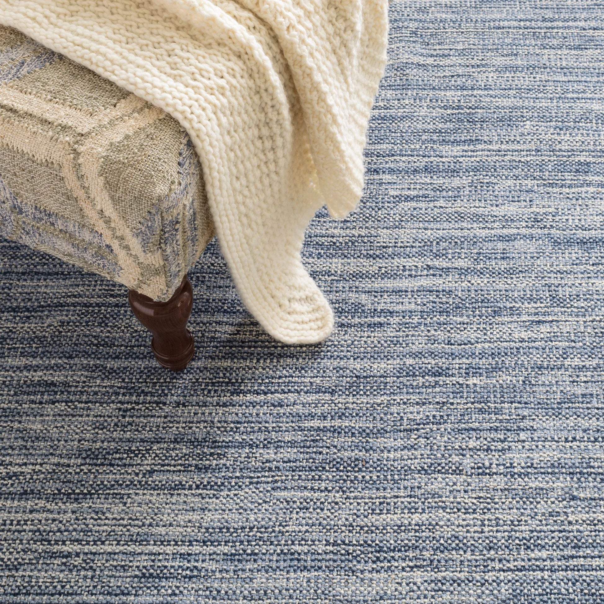 Bella Navy Handwoven Wool Rug - DA783 - 10x14