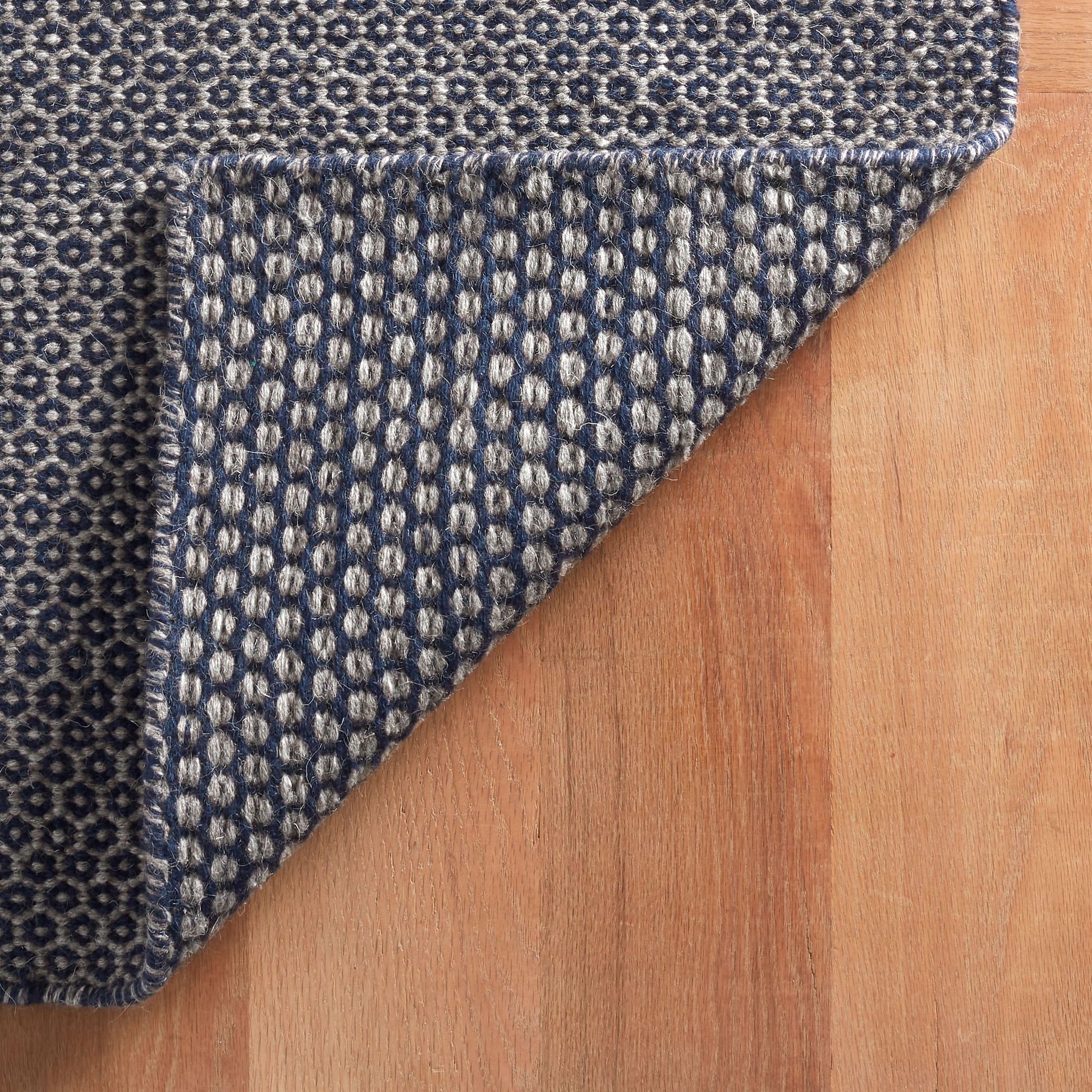 Honeycomb Indigo/Grey Handwoven Wool Rug - DA788 - 10x14