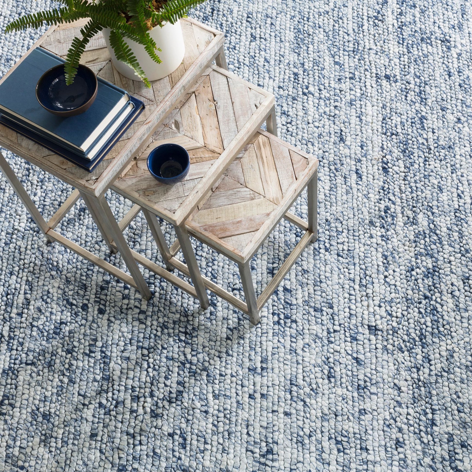 Niels Navy Handwoven Wool/Viscose Rug - DA967 - 10x14
