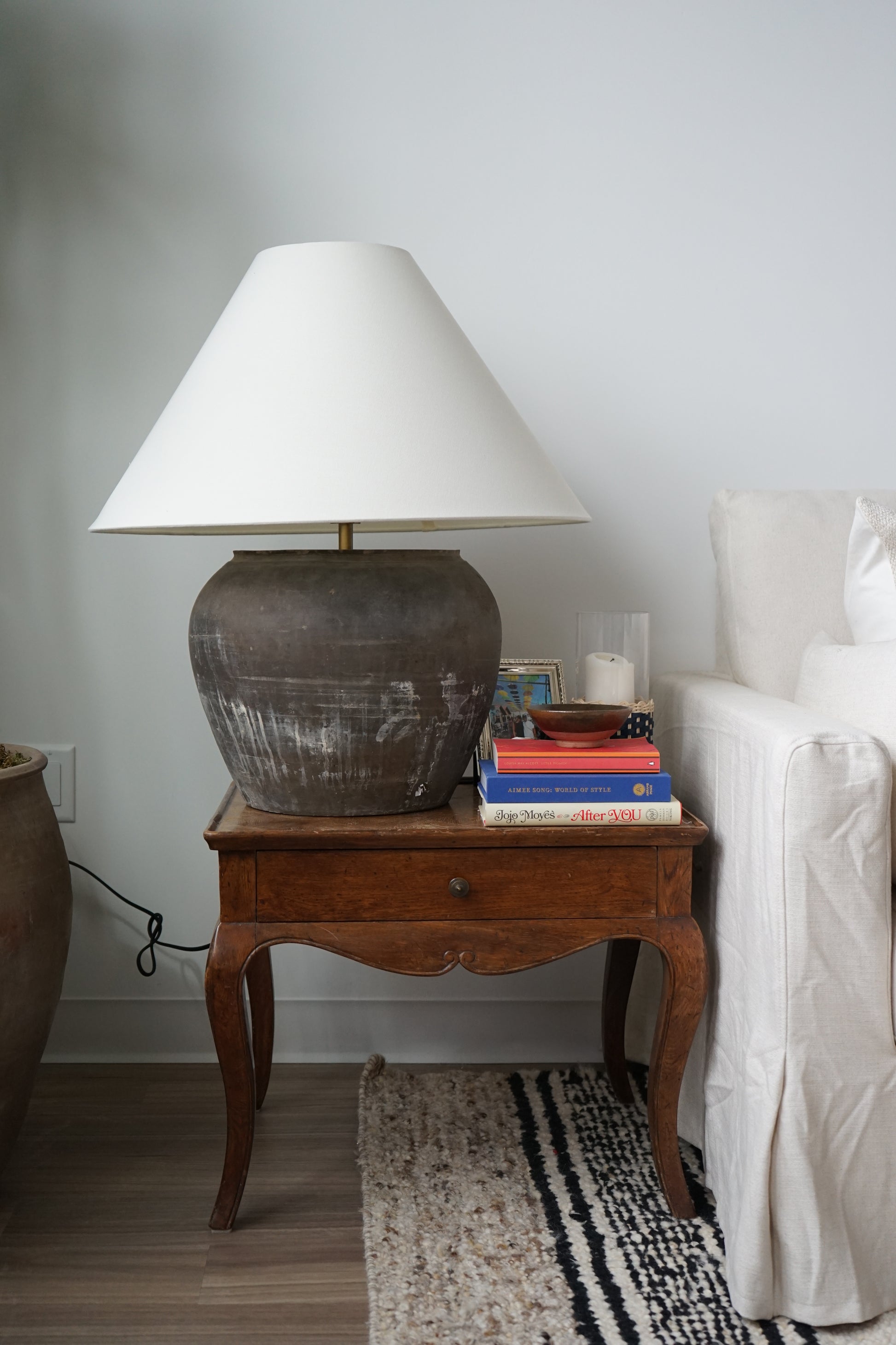 Louis I Vintage Pot Lamp