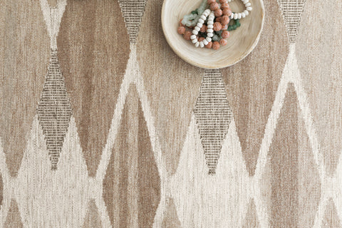 Evelina Taupe / Bark 9'-3" x 13' Area Rug - EVE-04 - 9'-3" x 13'