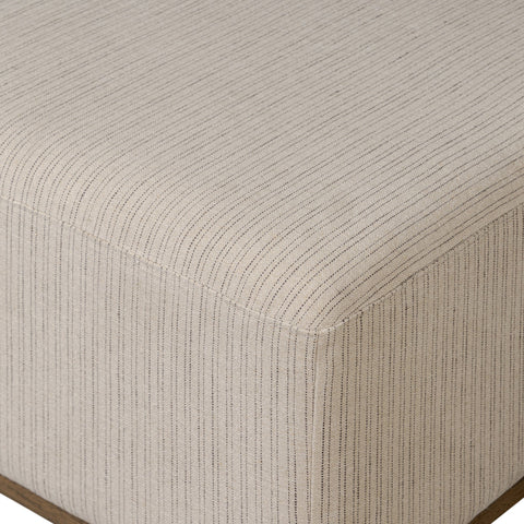 Elodie Ottoman