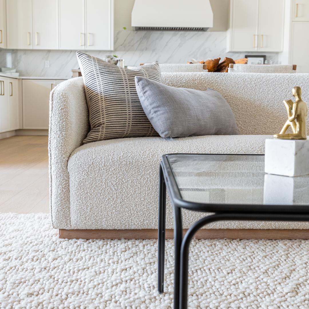 Mischa Sofa