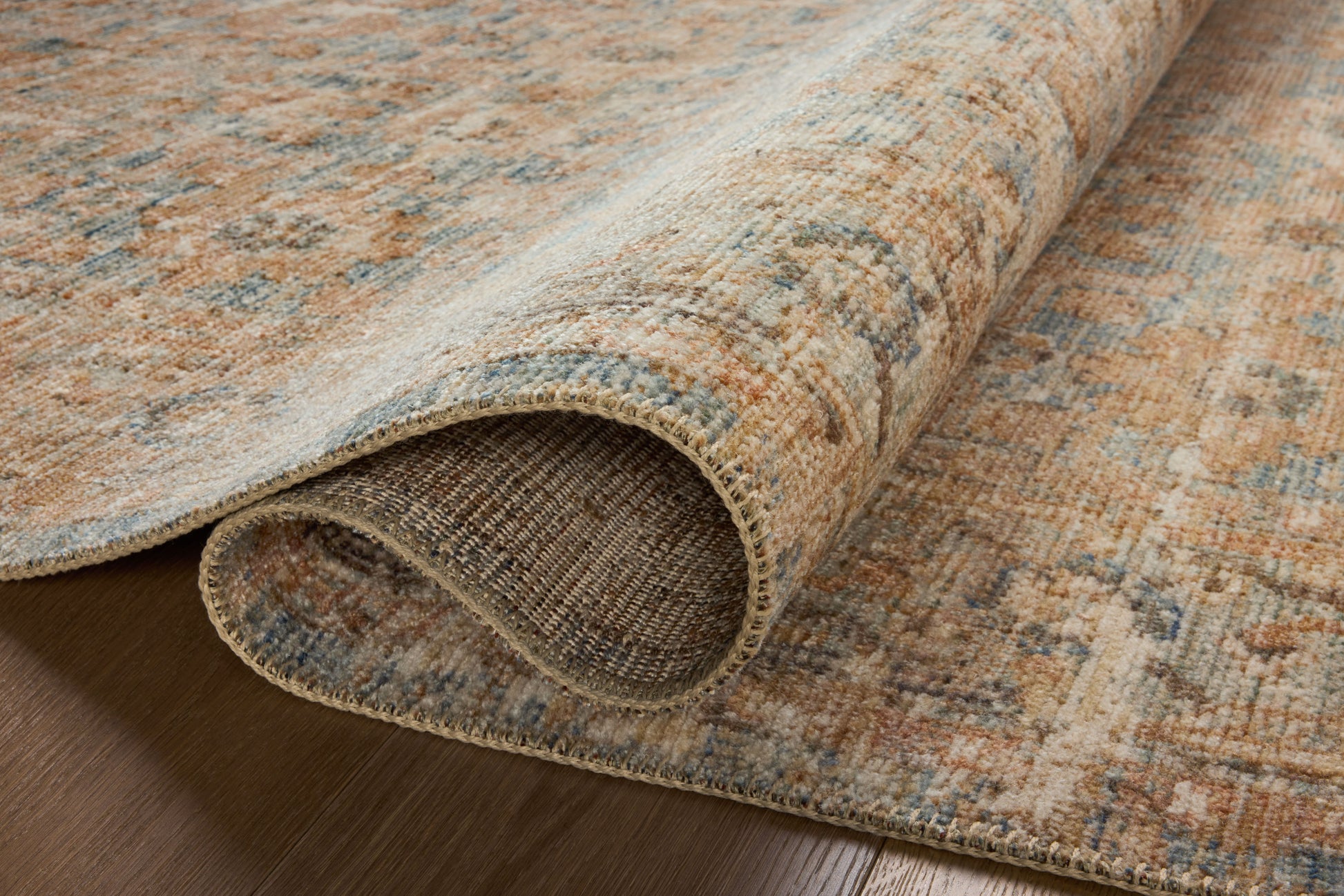 Heritage Ocean / Sand 15'-0" x 15'-0" Square Area Rug - HER-15 - 15'-0" x 15'-0" Square