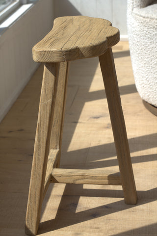 Lilliana Scalloped Stool