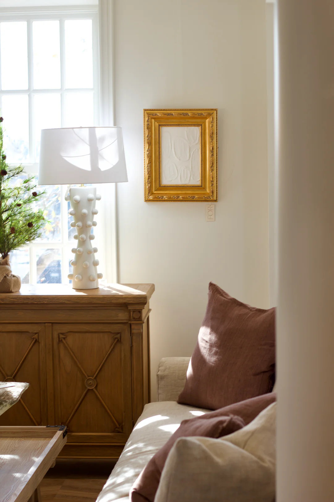 Pom Pom Ceramic Table Lamp