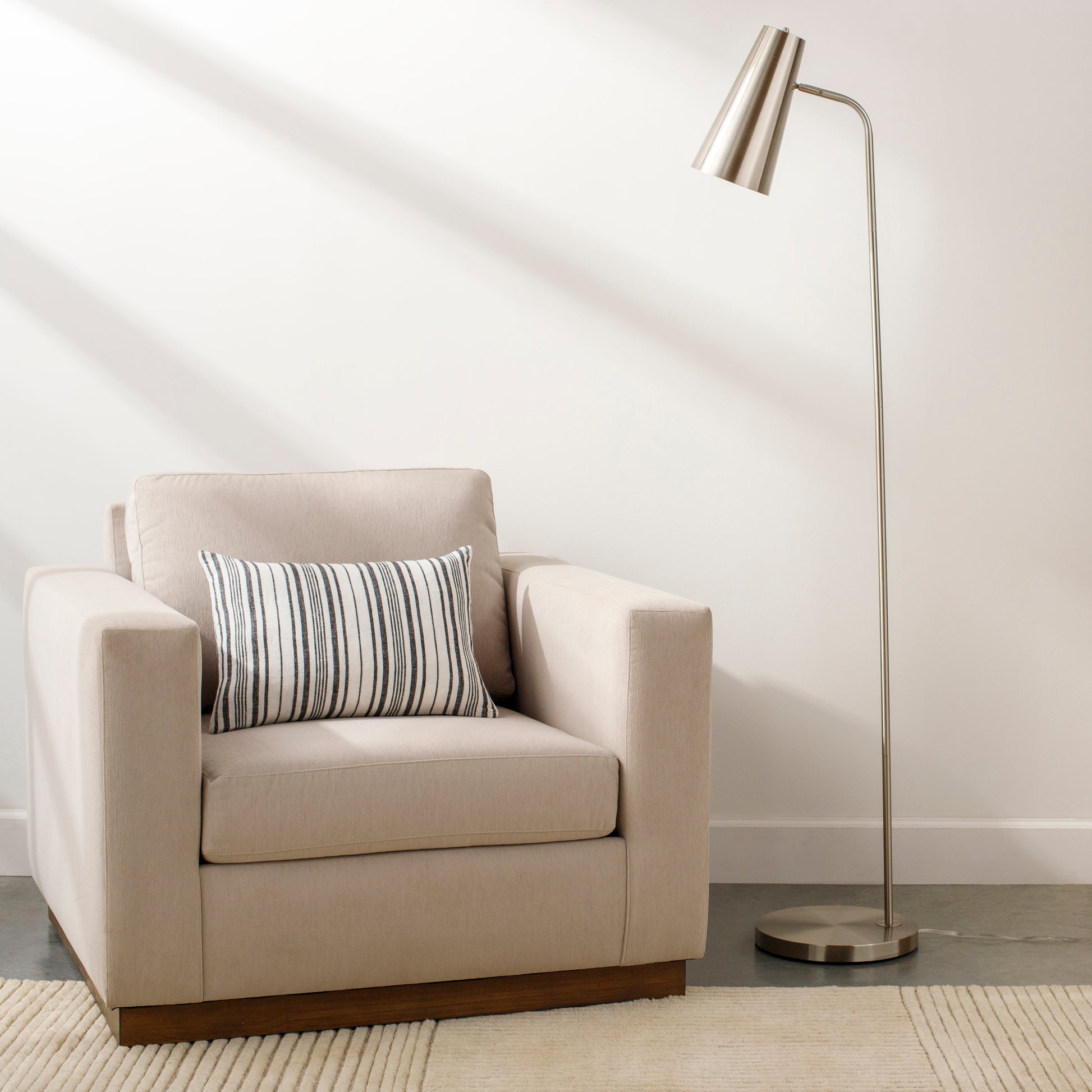 Tanner Floor Lamp, Nickel