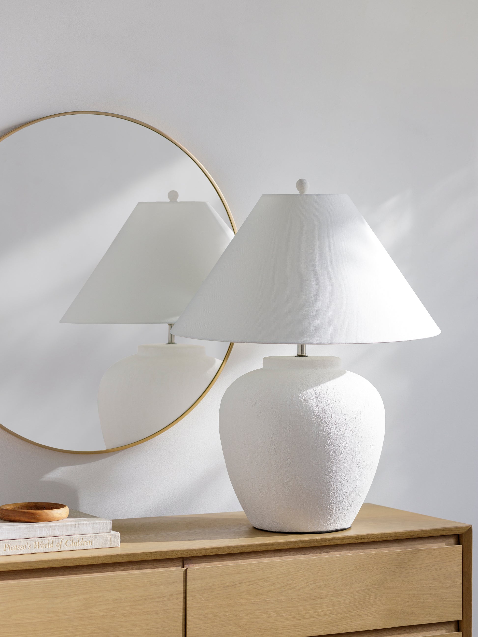 Gulia Table Lamp
