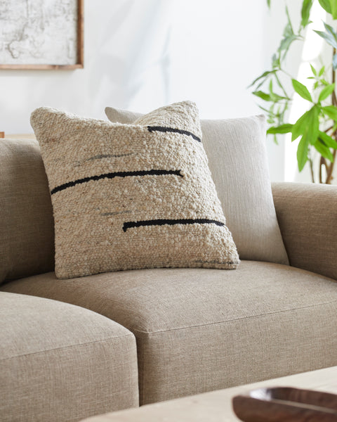 Vallie Pillow