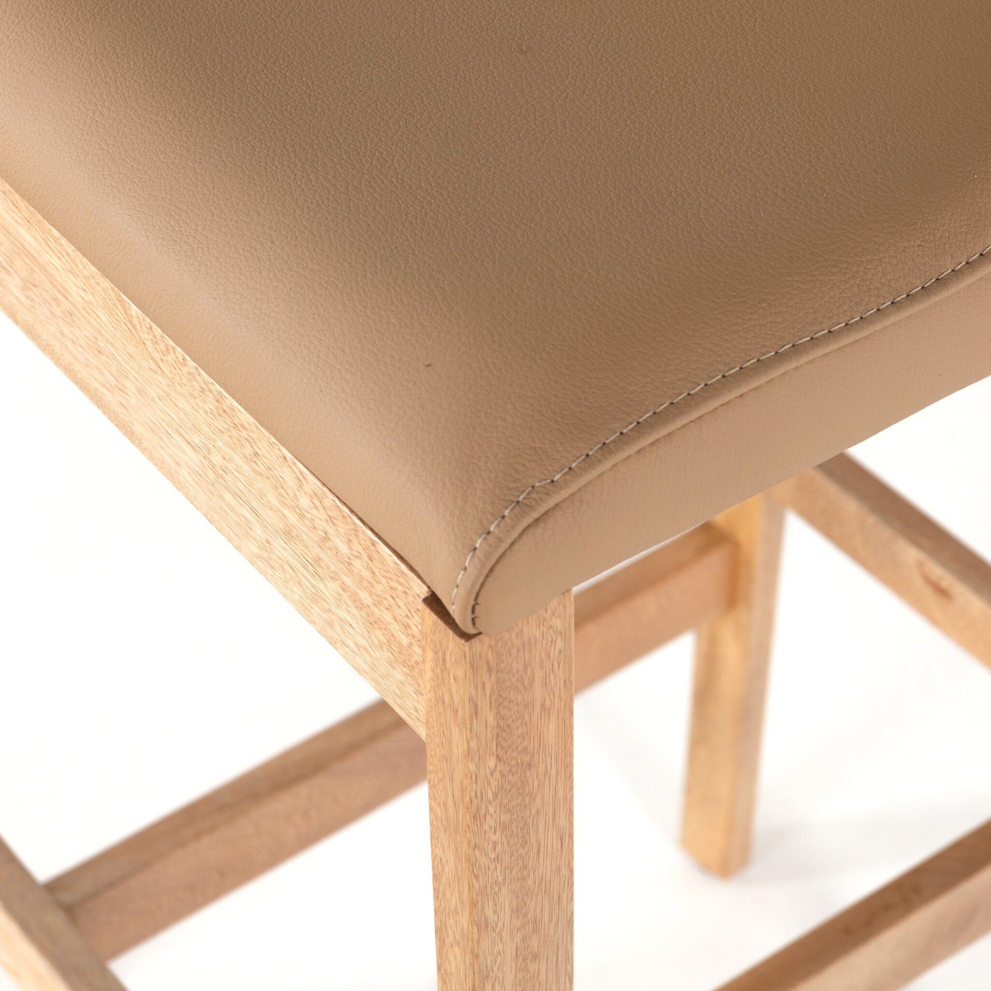 Robyn Stool
