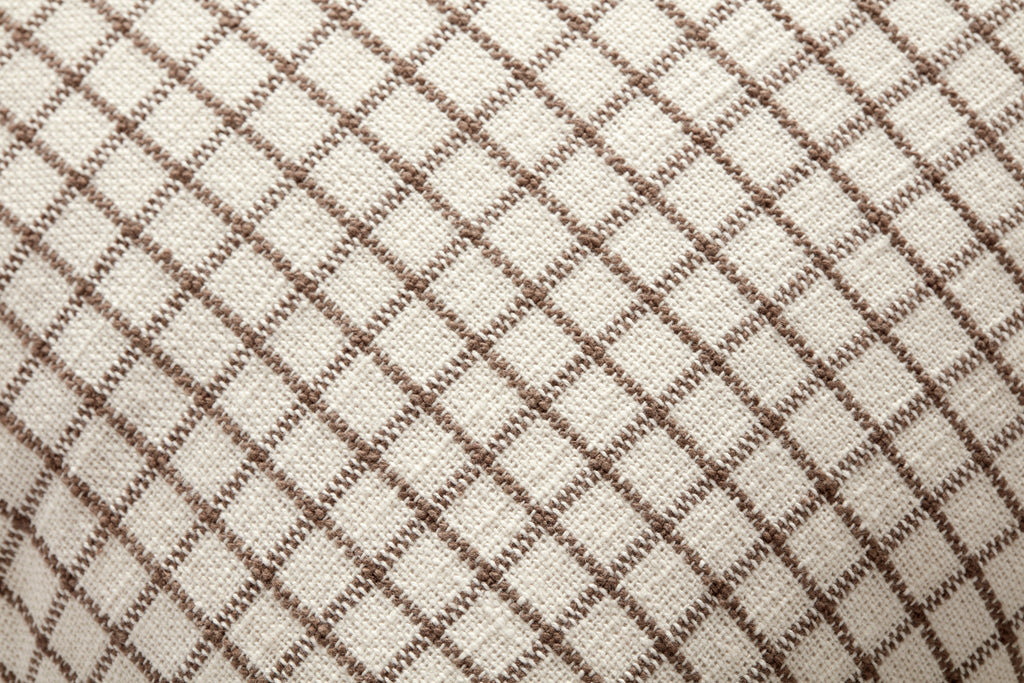 Chris Loves Julia, Dinah Ruffle Ivory / Earth Pillow